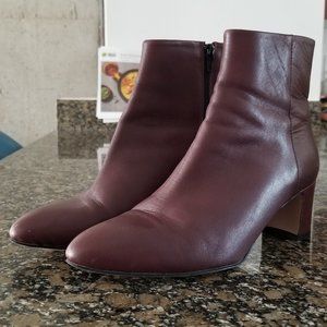 🍒 Burgundy leather booties